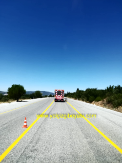 Alkid Esaslı Yol Çizgi Boyası   